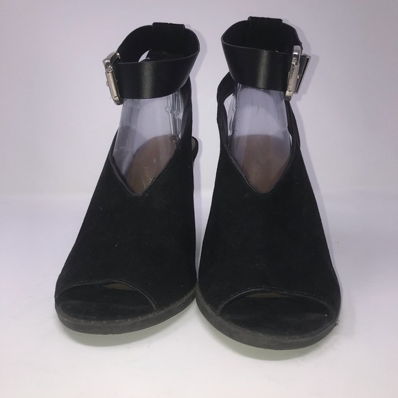 Qupid Black Ankle Strap Heeled Sandals Size: 7.5 - Picture 6 of 10